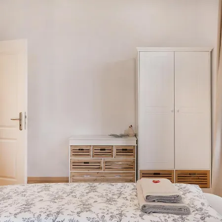 Gemuetliches 10min Zur Neustadt -netflix- * Dresden