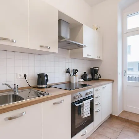 Gemuetliches 10min Zur Neustadt -netflix- *