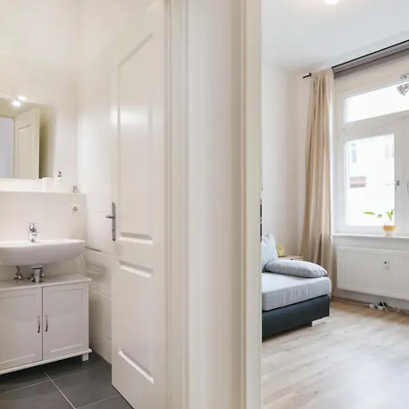 Gemuetliches 10min Zur Neustadt -netflix- *